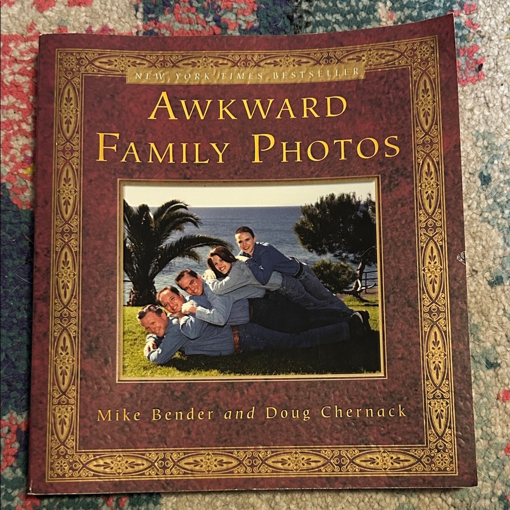 3/25$ 🛒 Awkward family photos coffee table book